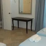 利诺公寓酒店 *