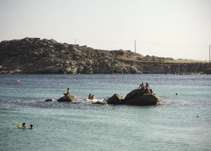 Lino * Παραλία Paradise